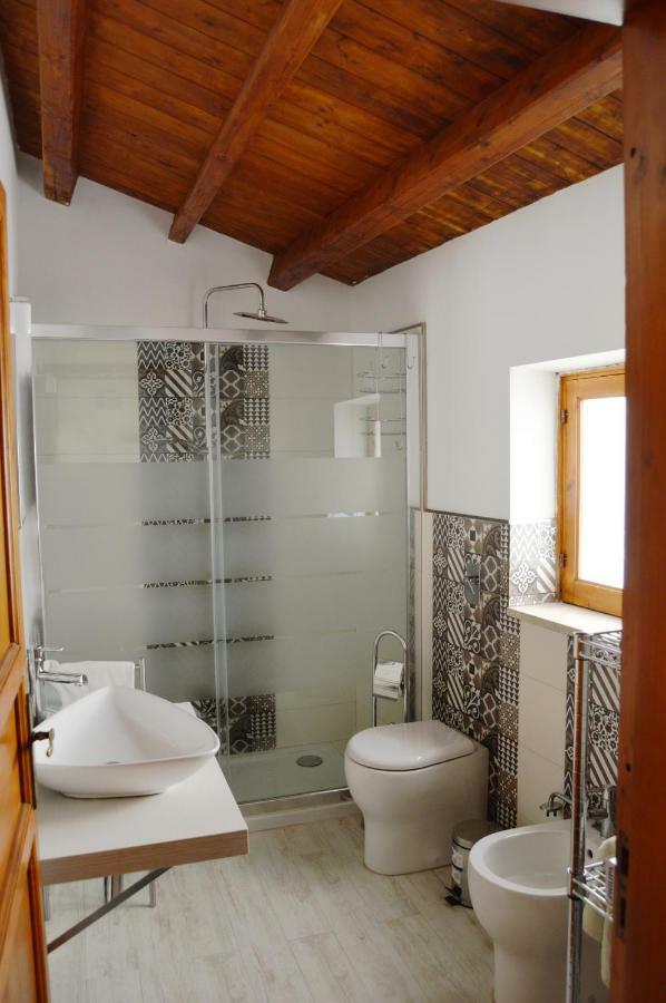 Garden&House Amore Vero Модіка Екстер'єр фото